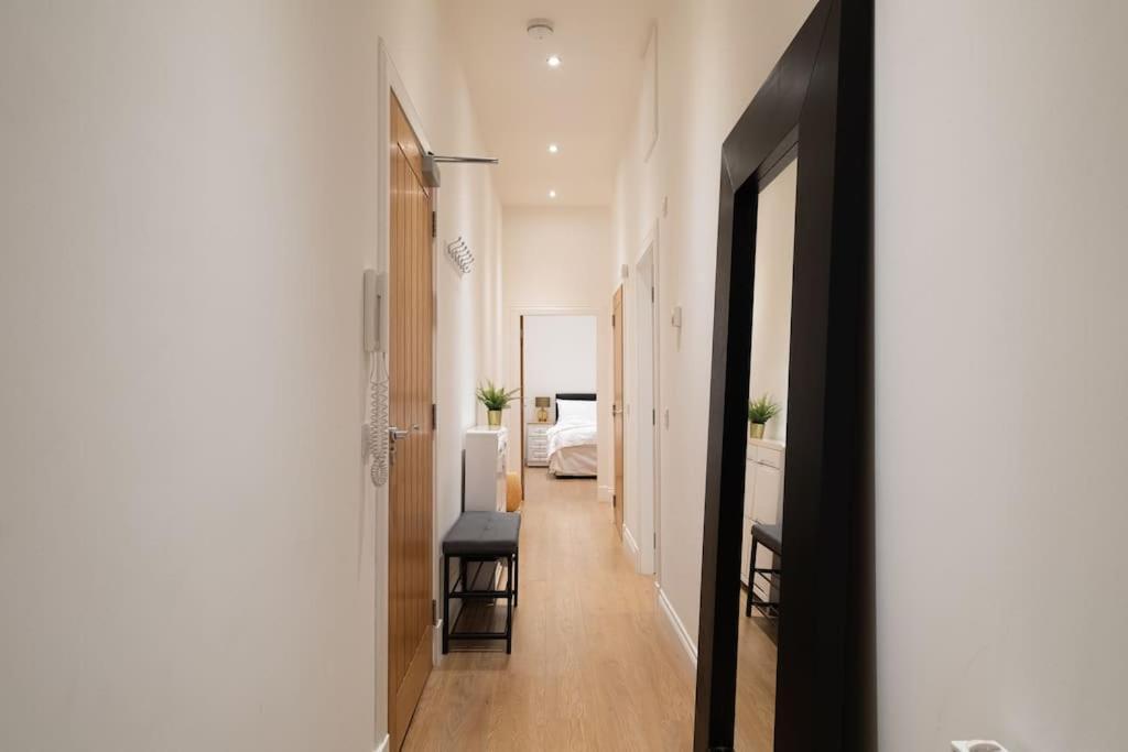 2 Bed 2 Bath Spacious Apartment In Central Aberdeen Exterior photo